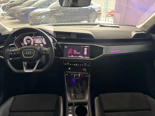Audi Q3 — Фото автомобиля 16