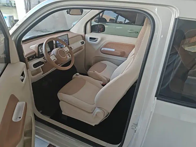 Wuling Hongguang Mini EV — Фото автомобиля 14