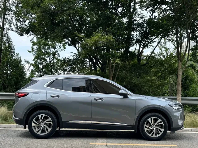 Buick Envision S — Фото автомобиля 23