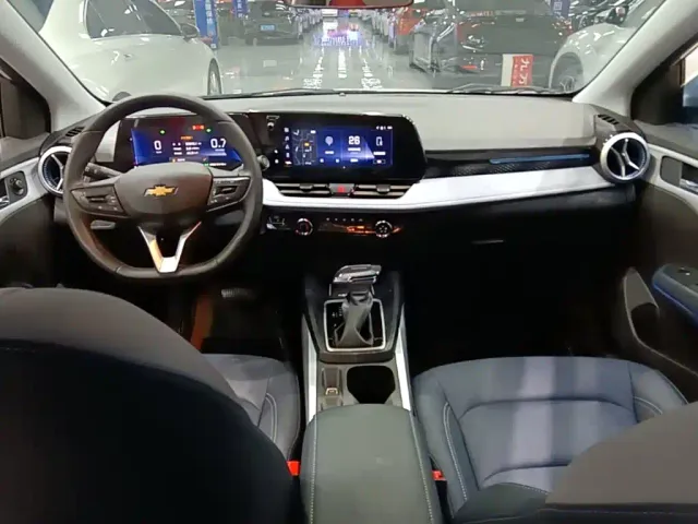 Chevrolet Monza — Фото автомобиля 9