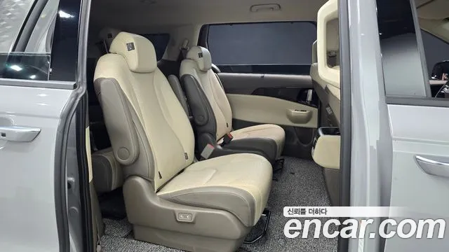 Kia Carnival 4th Gen — Фото автомобиля 16