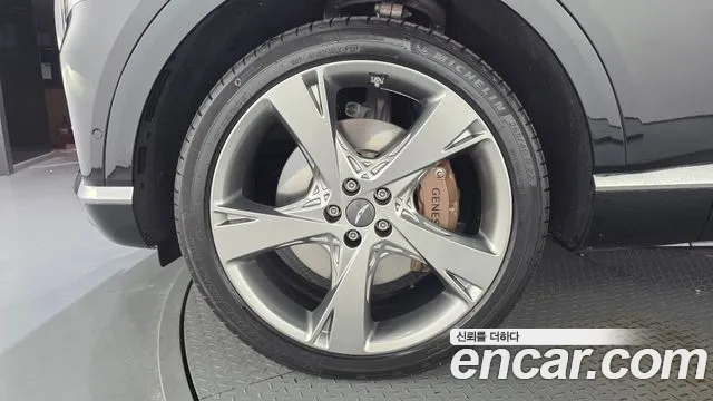 Genesis GV80 — Фото автомобиля 5