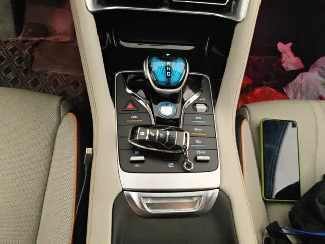 BYD Song PLUS — Фото автомобиля 13