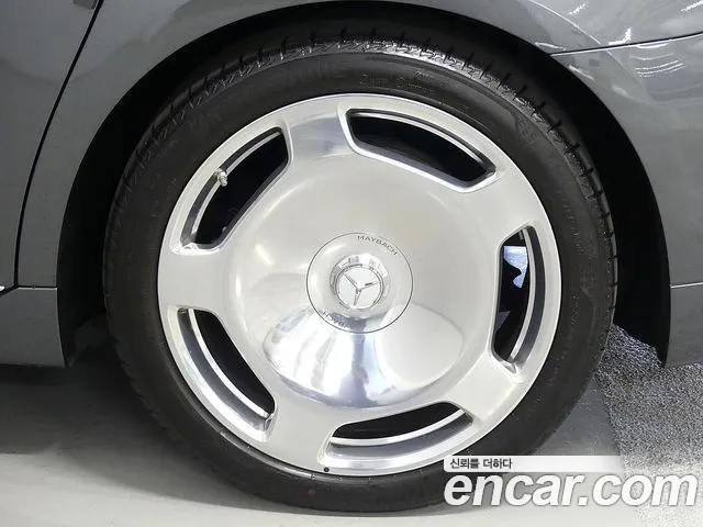 Mercedes-Benz S-Class — Фото автомобиля 7