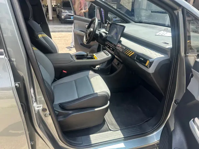 GAC Aion Y — Фото автомобиля 3