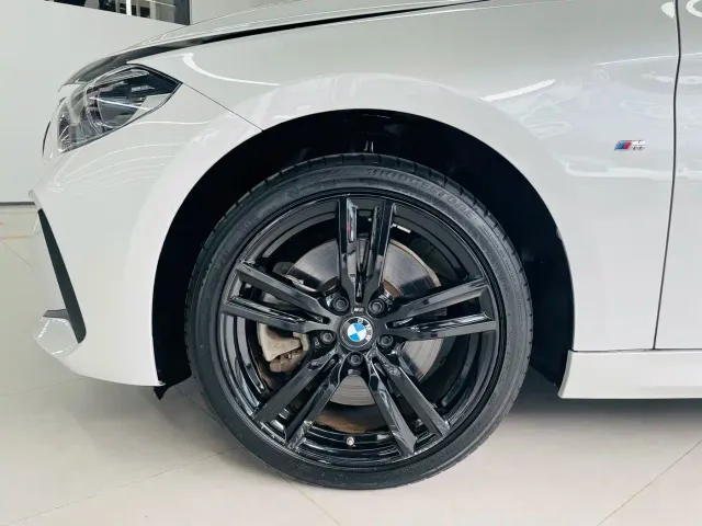 BMW 1 Series — Фото автомобиля 3