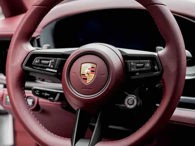 Porsche Panamera — Фото автомобиля 3