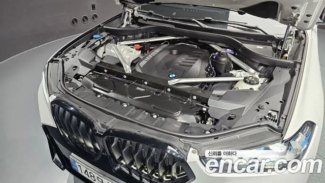 BMW X6 xDrive40i M Sport — Фото автомобиля 6