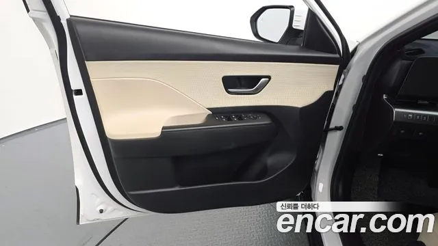Hyundai Kona SX2 — Фото автомобиля 12
