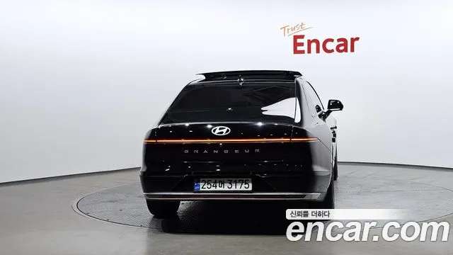 Hyundai Grandeur — Фото автомобиля 4