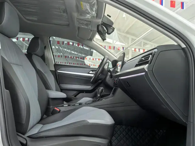 Volkswagen Lavida — Фото автомобиля 8