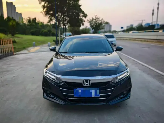 Honda Accord — Фото автомобиля 2