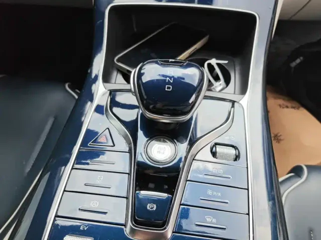 BYD Qin PLUS — Фото автомобиля 13