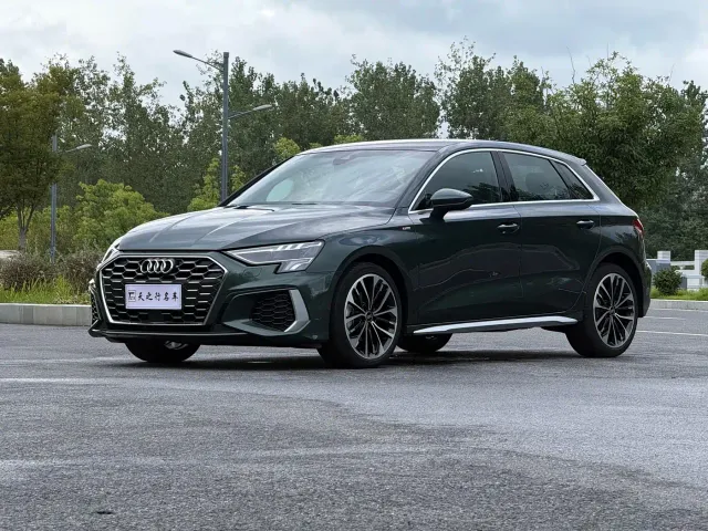 Фотография автомобиля — Audi A3