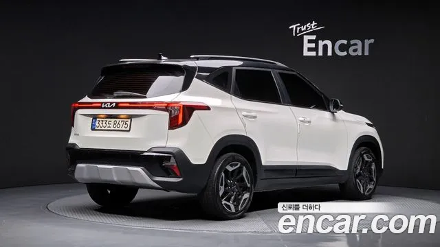 Kia Seltos Бензин 1.6 турбо 2WD — Фото автомобиля 2