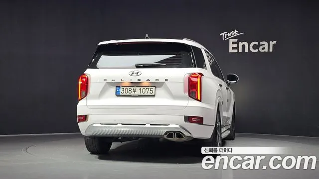 Hyundai Palisade Palisade Бензин 3.8 2WD — Фото автомобиля 4