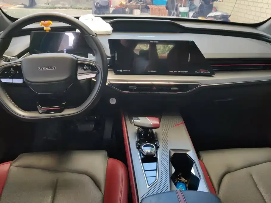 Changan Oshan Changan Oshan Z6 2023 Blue Whale 2.0T Auto Smart Drive — Фото автомобиля 12