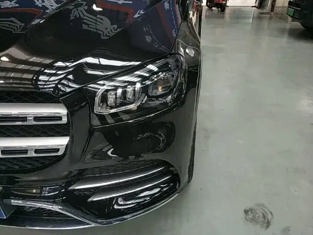Mercedes-Benz GLS-Class — Фото автомобиля 23