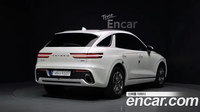 Genesis GV70 2.5T Бензин AWD — Фото автомобиля 2