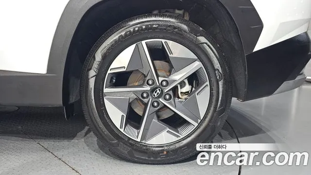 Hyundai Tucson NX4 — Фото автомобиля 5