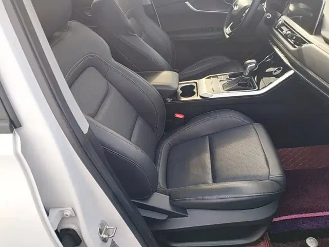 Chery Tiggo 8 — Фото автомобиля 24