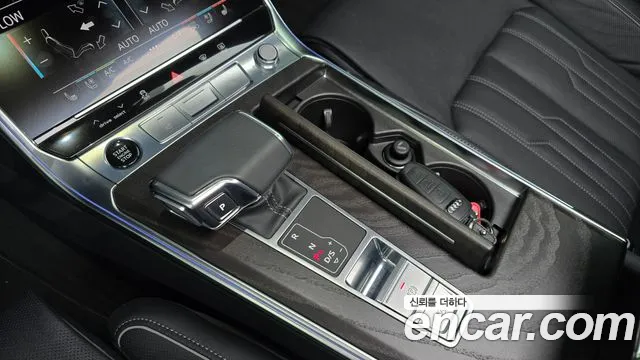 Audi A6 C8 — Фото автомобиля 12
