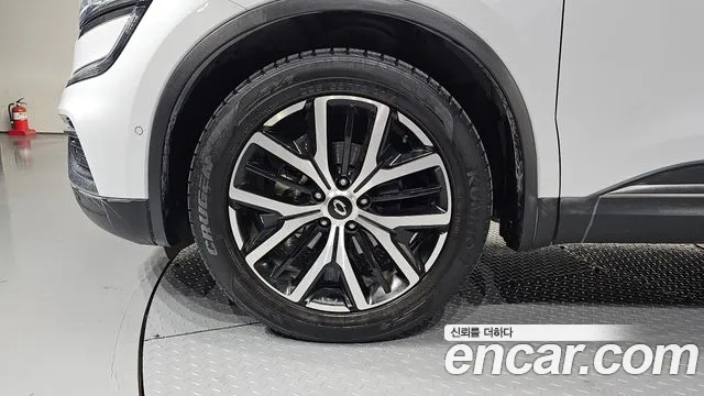 Renault-KoreaSamsung QM6 Новый QM6 2.0 GDe RE Signature 2WD — Фото автомобиля 5