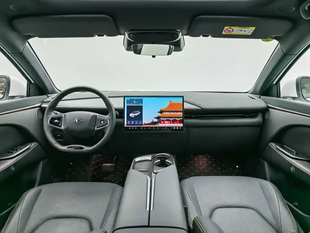 Arcfox Alpha T5 — Фото автомобиля 9