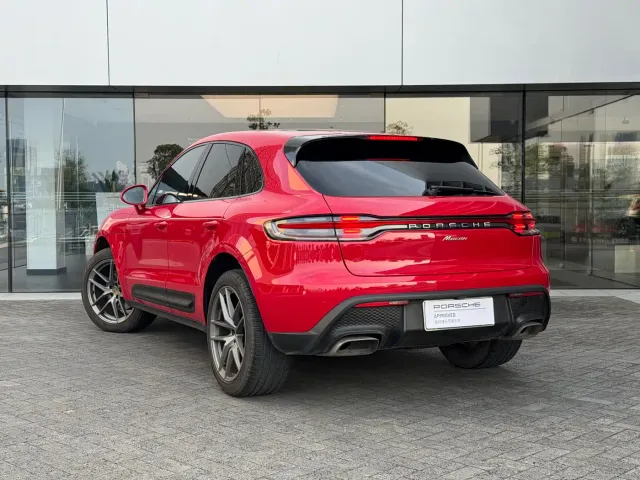 Porsche Macan — Фото автомобиля 3