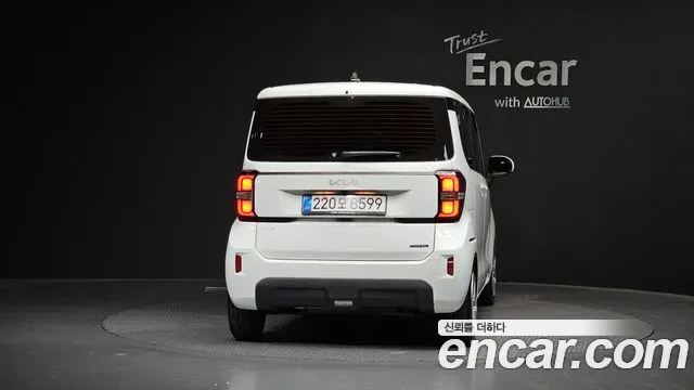 Kia RAY Новый Kia Ray Фургон — Фото автомобиля 4