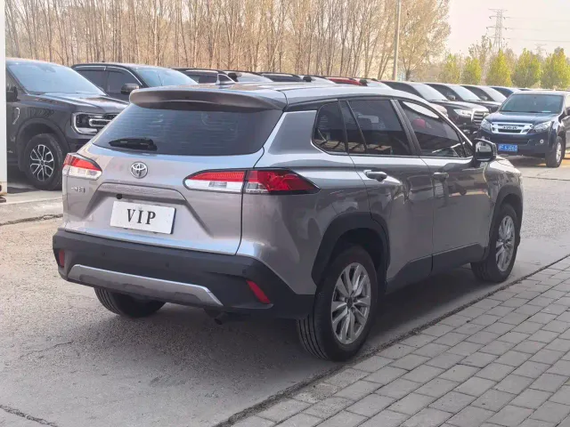 Toyota Corolla Cross — Фото автомобиля 5