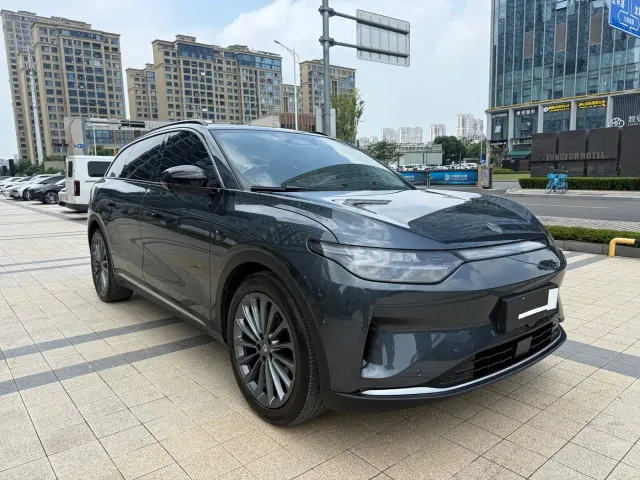 Leapmotor C11 — Фото автомобиля 3