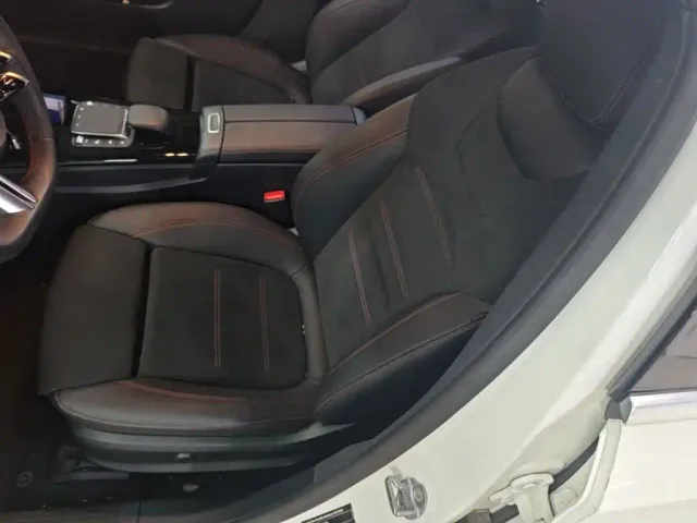 Mercedes-Benz A-Class — Фото автомобиля 14