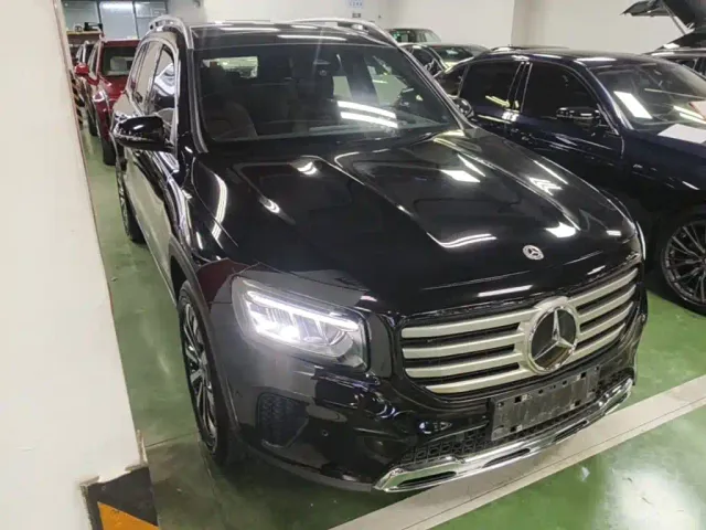 Mercedes-Benz GLB-Class — Фото автомобиля 3