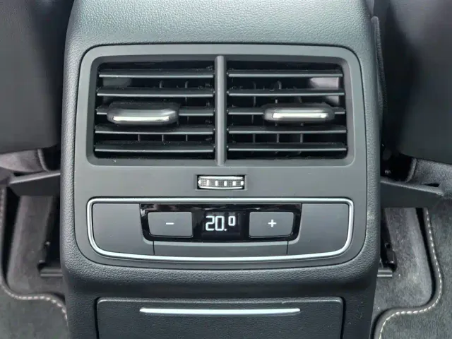 Audi A4L — Фото автомобиля 21