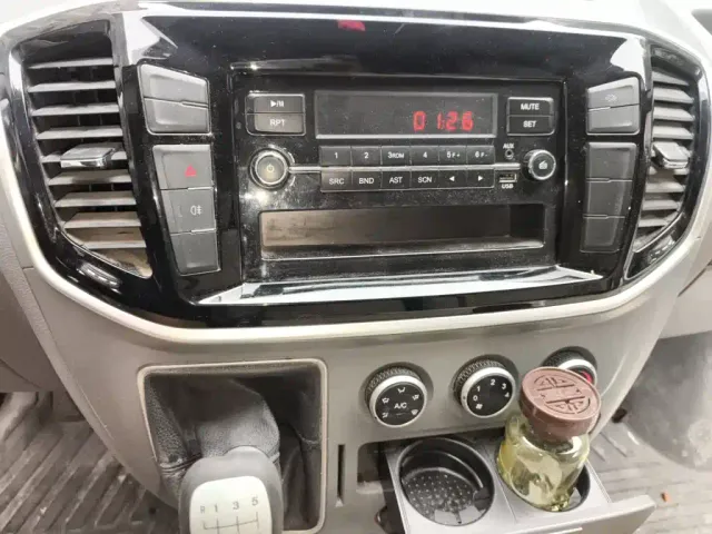 Maxus Xintu V80 — Фото автомобиля 14