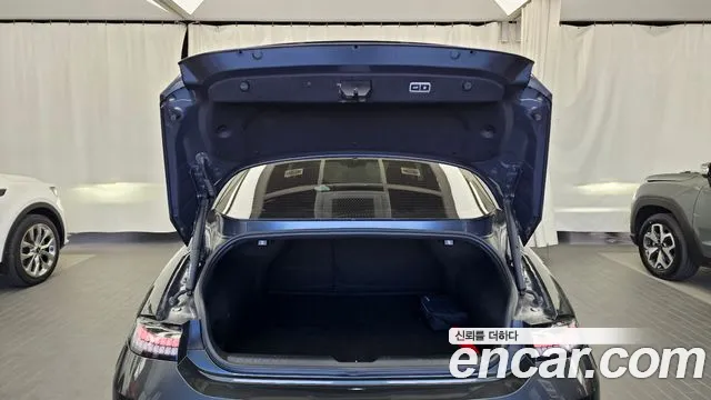 Hyundai Ioniq 6 — Фото автомобиля 23