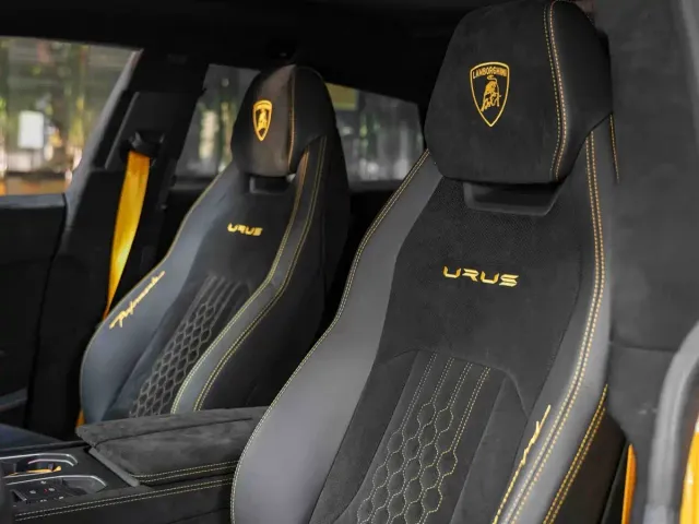 Lamborghini Urus — Фото автомобиля 17