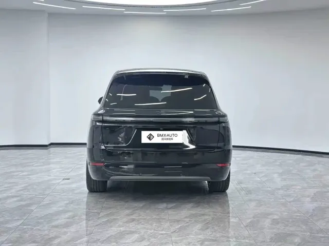 Li Auto L7 — Фото автомобиля 6