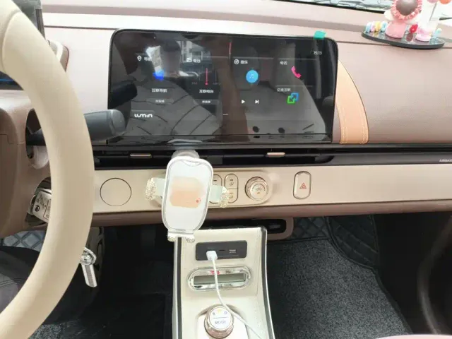 Changan Lumin — Фото автомобиля 5