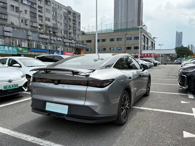 Arcfox Alpha S5 — Фото автомобиля 4