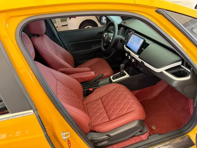 Honda Fit — Фото автомобиля 10