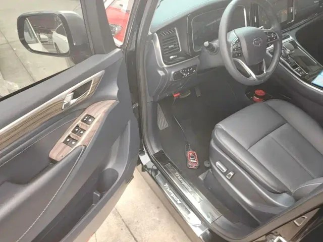 GAC Trumpchi M8 — Фото автомобиля 15