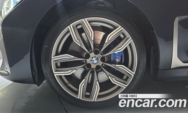 BMW 7 Series — Фото автомобиля 5