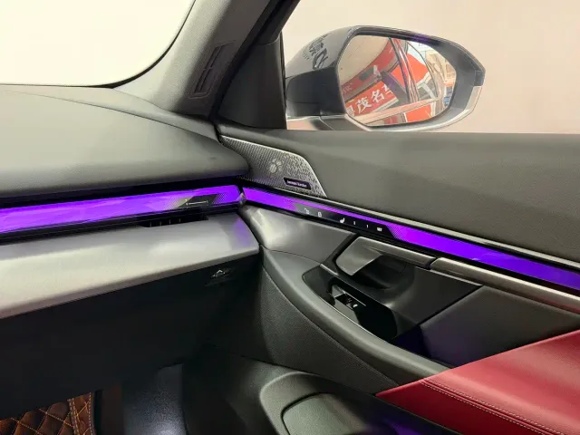 BMW 5 Series — Фото автомобиля 13