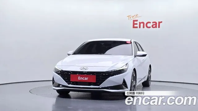 Hyundai Avante CN7 — Фото автомобиля 3