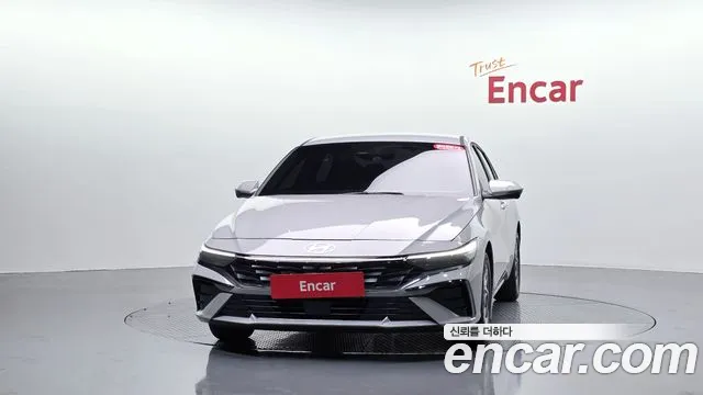 Hyundai Avante CN7 — Фото автомобиля 3