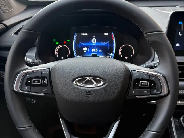 Chery Tiggo 8 — Фото автомобиля 14