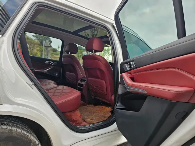 BMW X5 — Фото автомобиля 9