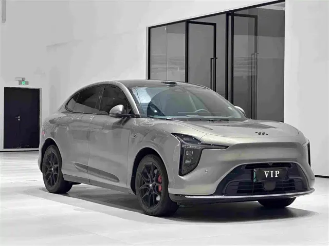 IM Motors LS6 — Фото автомобиля 3